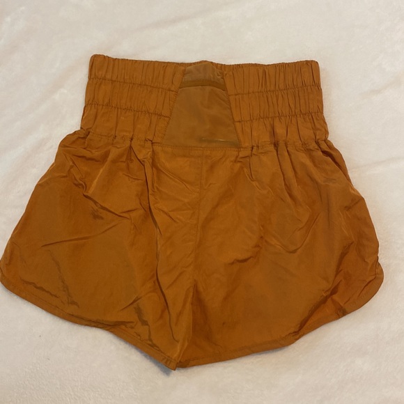 Free people movement shorts - Picture 2 of 3